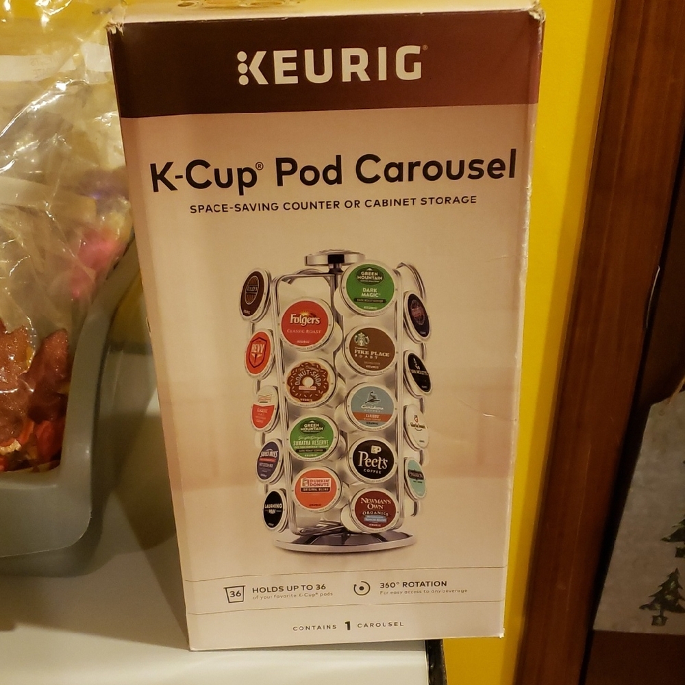 Keurig K-Cup Pod Holder with Black and White Accents